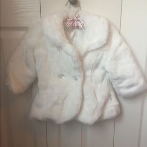 Le Top brand faux fur coat with hat